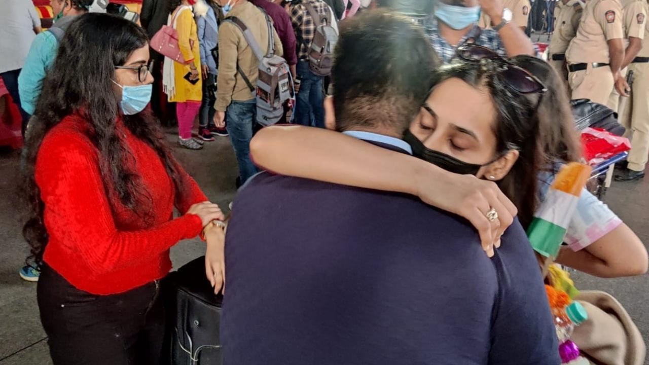 Air India flight carrying 182 Indian nationals from Ukraine lands in Mumbai